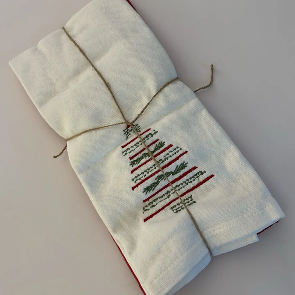 Lenox Xmas Dish Towels w/ Angel Ornament